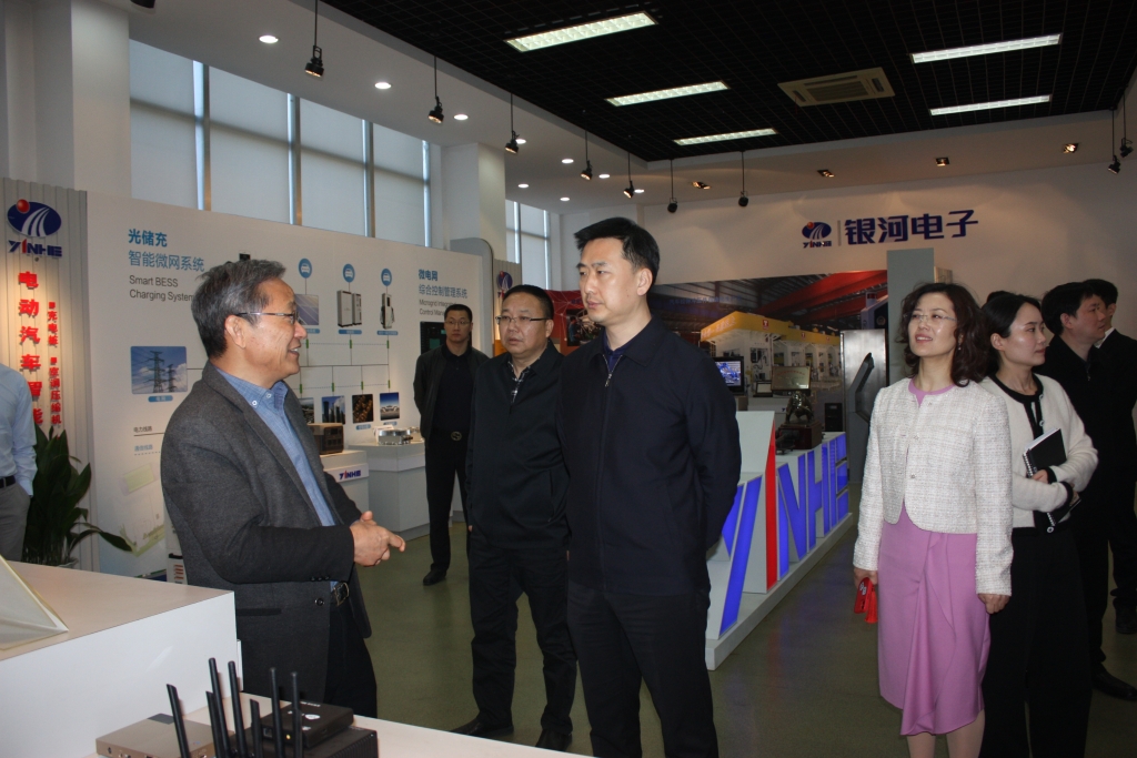 张家港市委副书记、市长蔡剑峰一行至太阳集团电子游戏调研